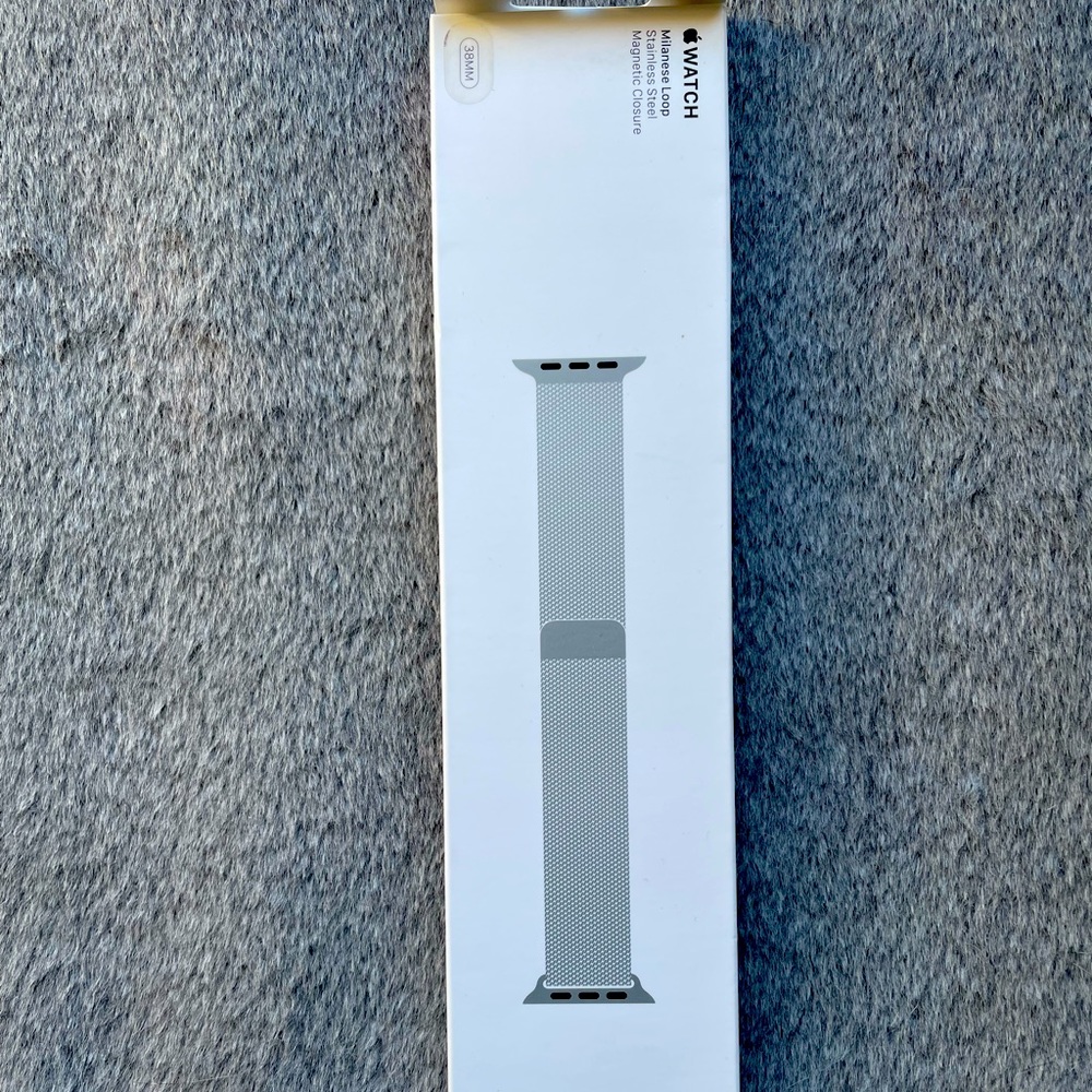 Genuine Apple Brand Watch Band NEW Silver Milanese Loop 38mm